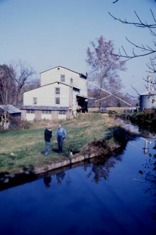 Tomahawk Mill Winery